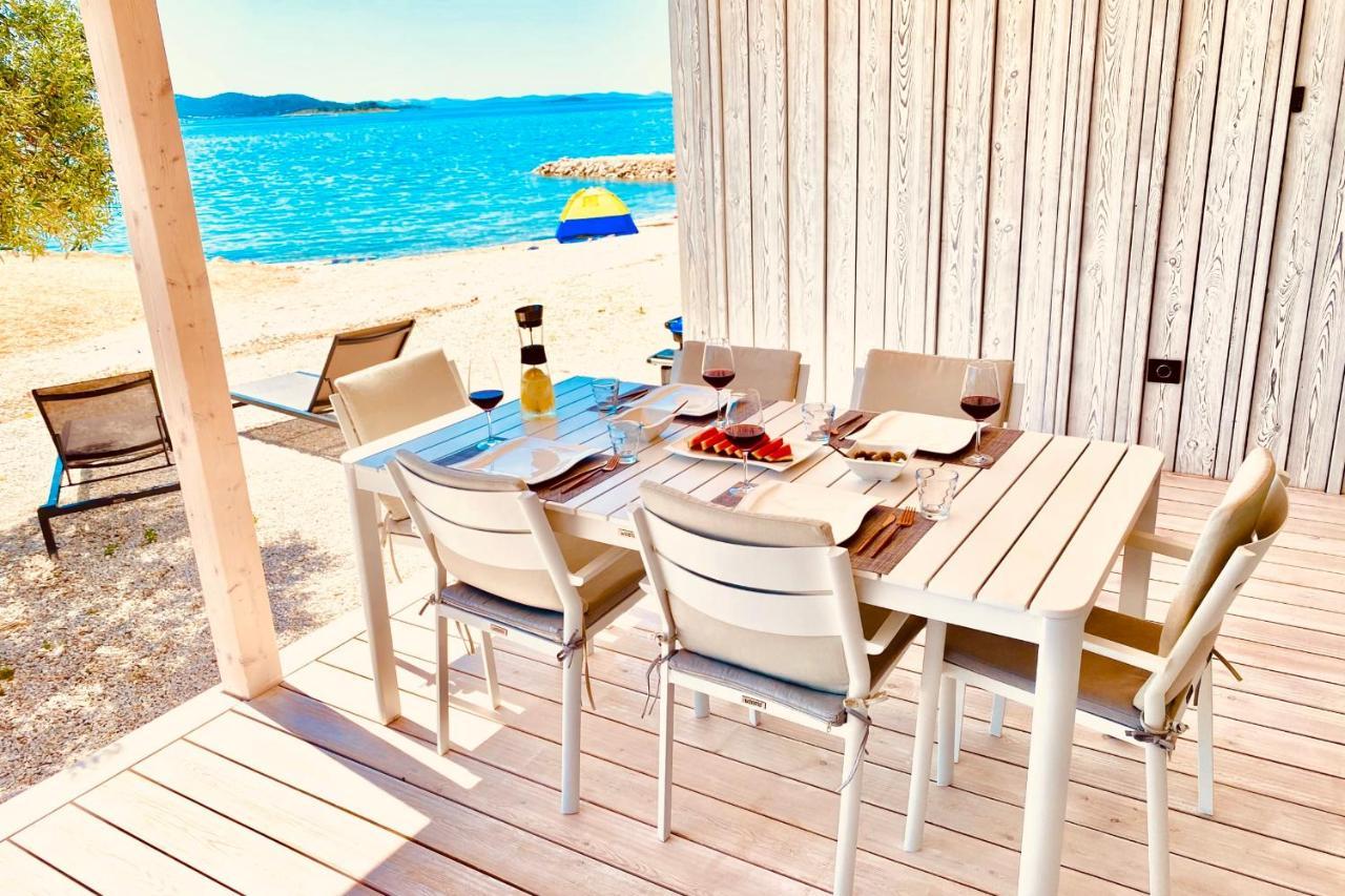 Buqez Eco Resort - Beach Villa 28 - Directly By Beach Drage Extérieur photo