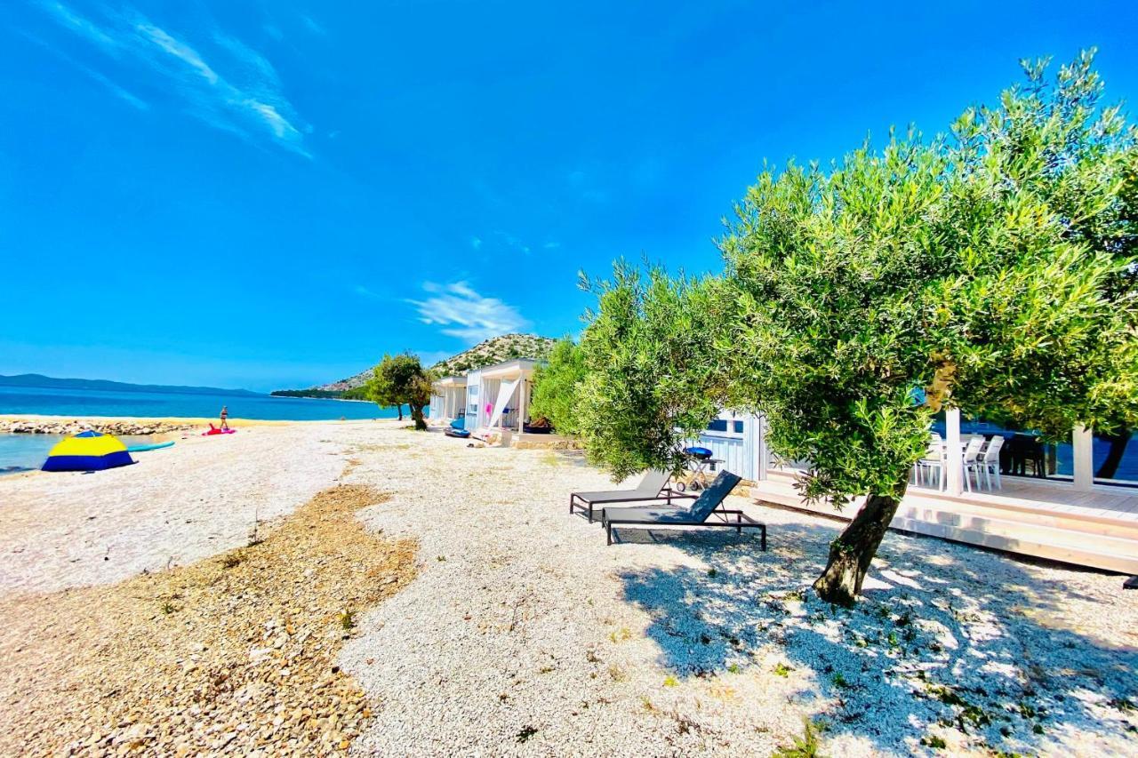 Buqez Eco Resort - Beach Villa 28 - Directly By Beach Drage Extérieur photo