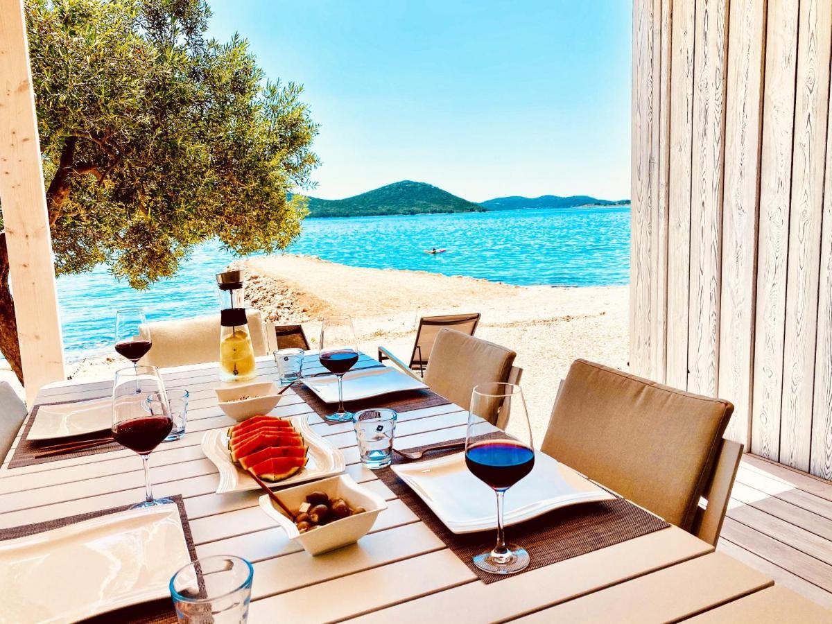 Buqez Eco Resort - Beach Villa 28 - Directly By Beach Drage Extérieur photo
