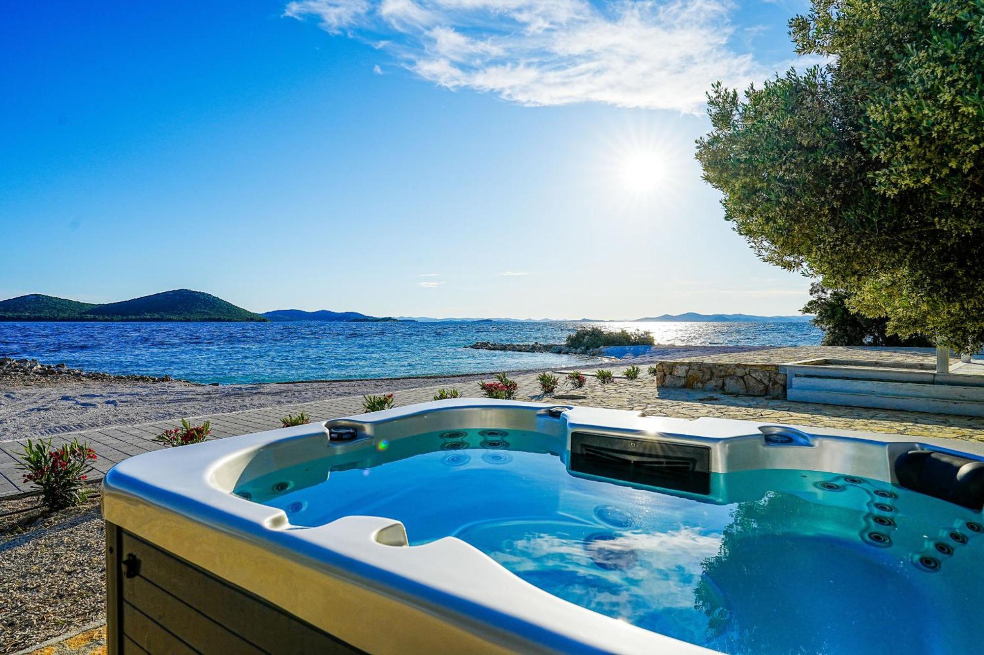 Buqez Eco Resort - Beach Villa 28 - Directly By Beach Drage Extérieur photo